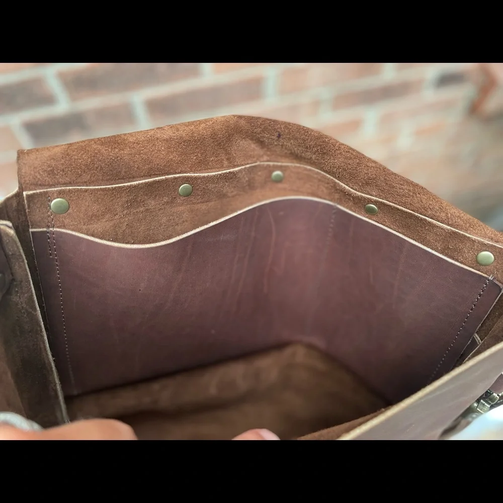 Unique handmade vintage Large leather tote/ crossbody bag - Picture 14 of 16